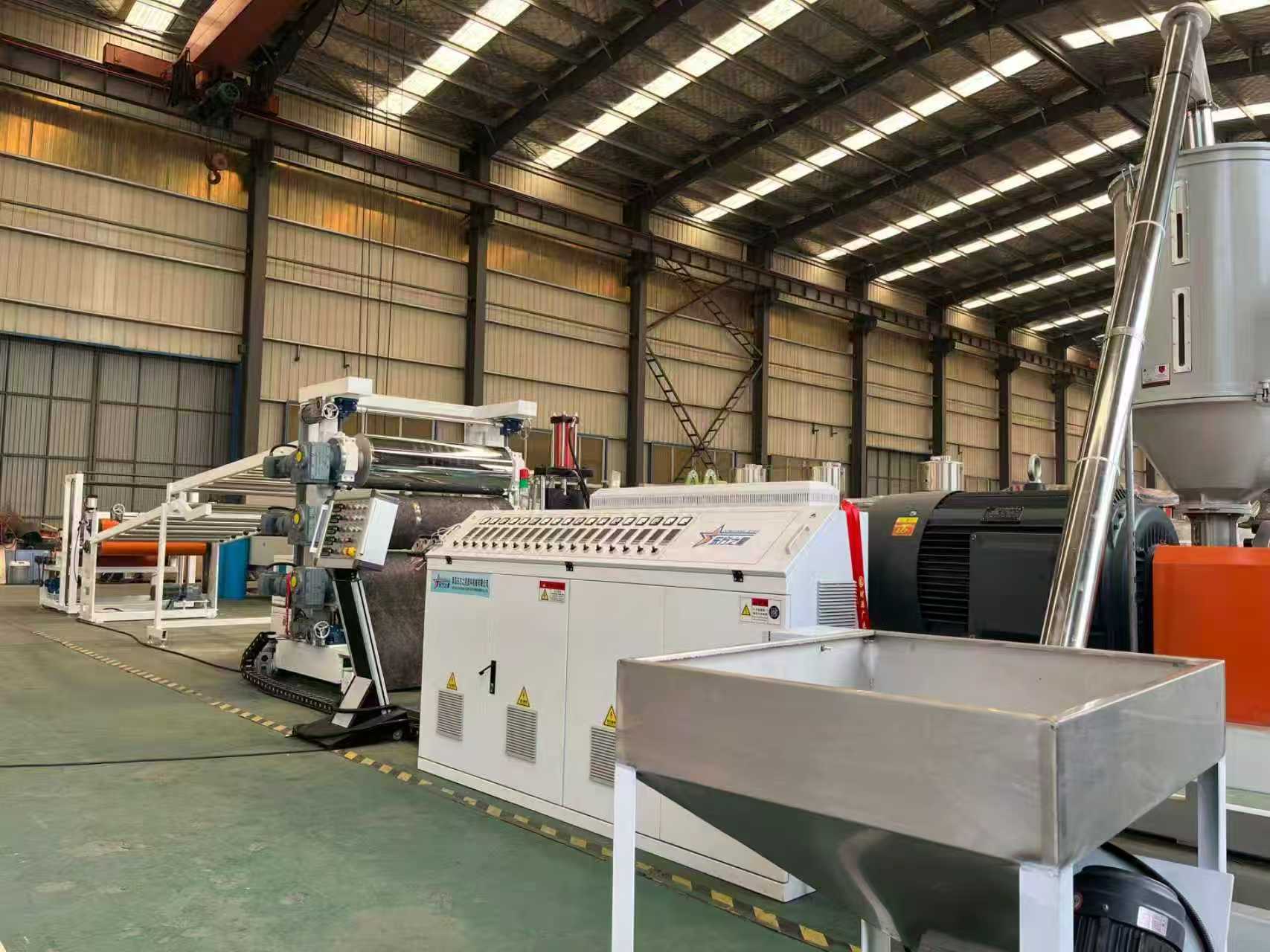 Qingdao Eaststar Ngampahi Klien Kanggo TPE / TPV / TPU / TPU / TPU / TPR Anti Slip Anti-Slip Anti-Slip