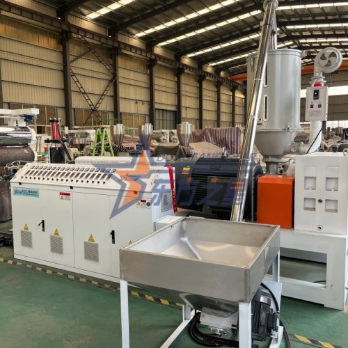 Saka Pelet kanggo Grip Sampurna: TPE Anti-slip Mat Line Produksi